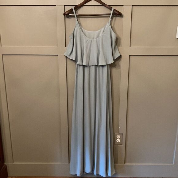 𝅺SHOW Me Your Mumu Caitlin Ruffle Maxi Dress in Silver Sage Crisp Size Small - Picture 9 of 12